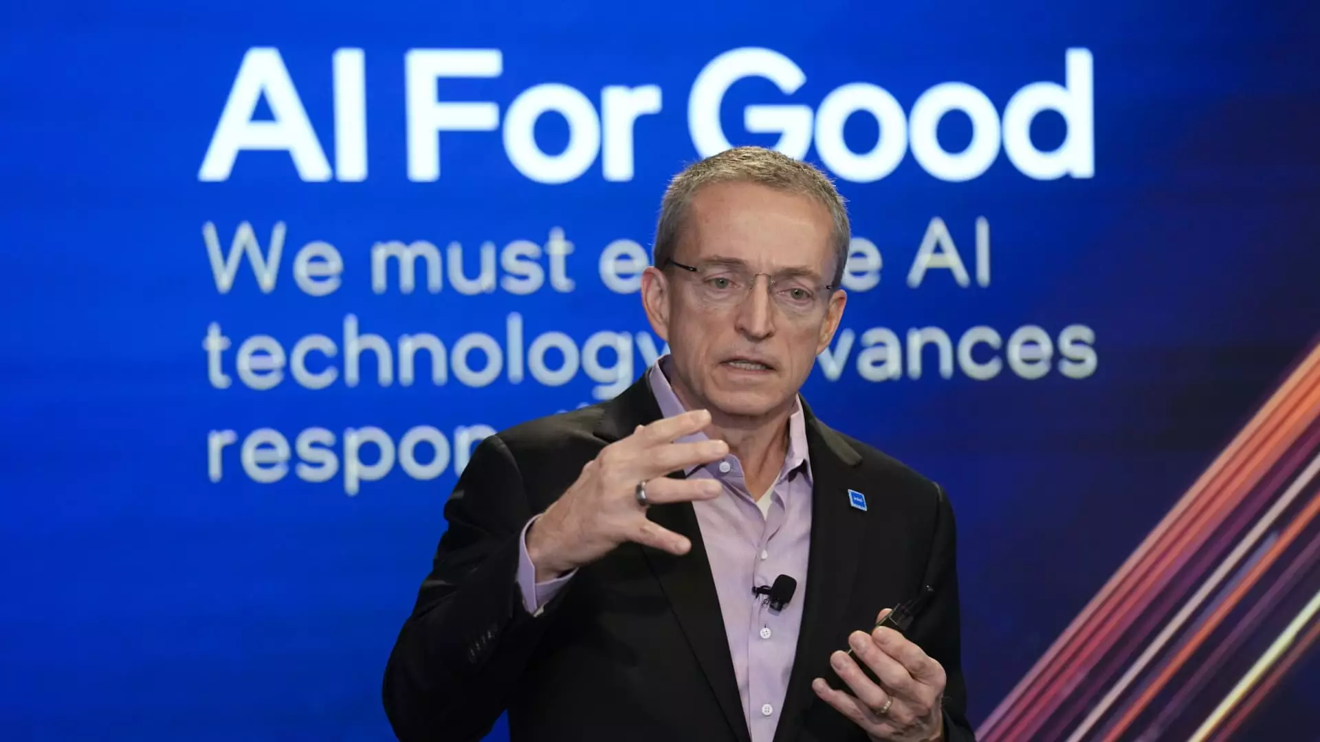 Intel’s Disappointing Forecast Sends Shares Plummeting