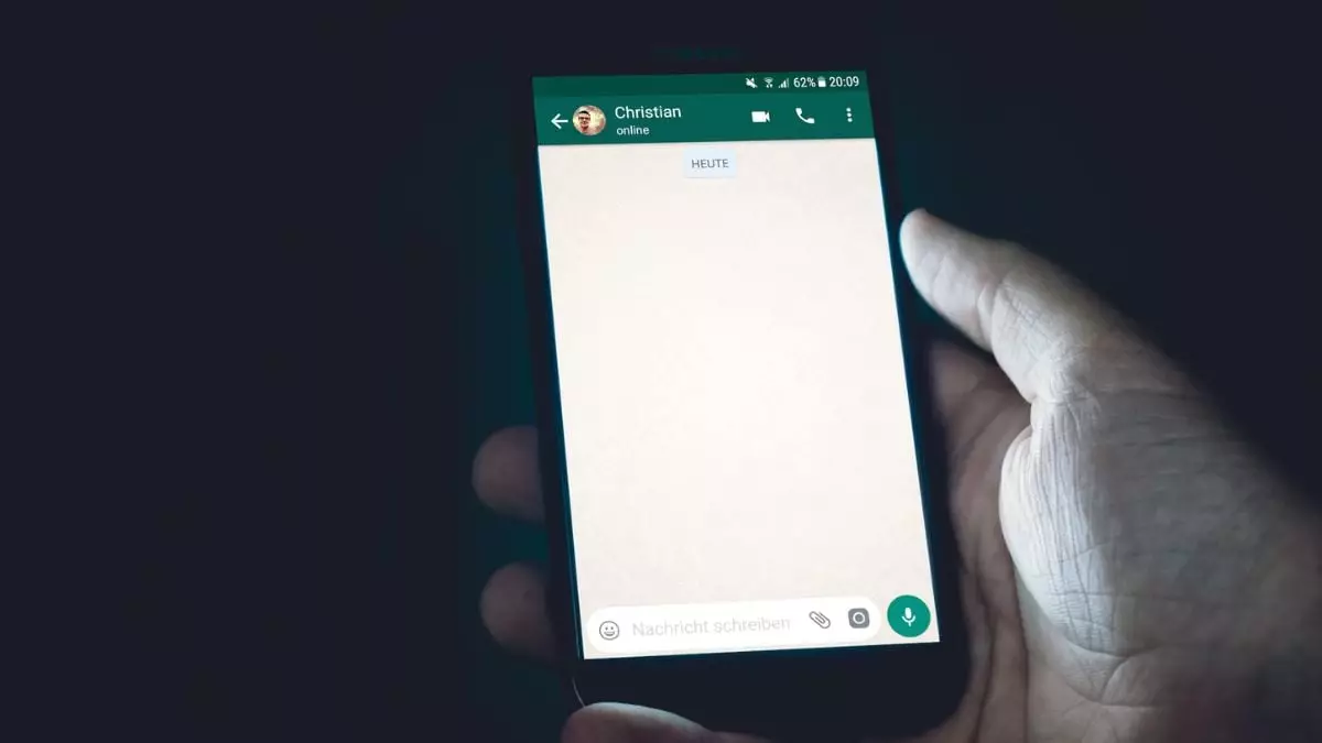 WhatsApp Announces Delay in Launch of Third-Party Chats Feature