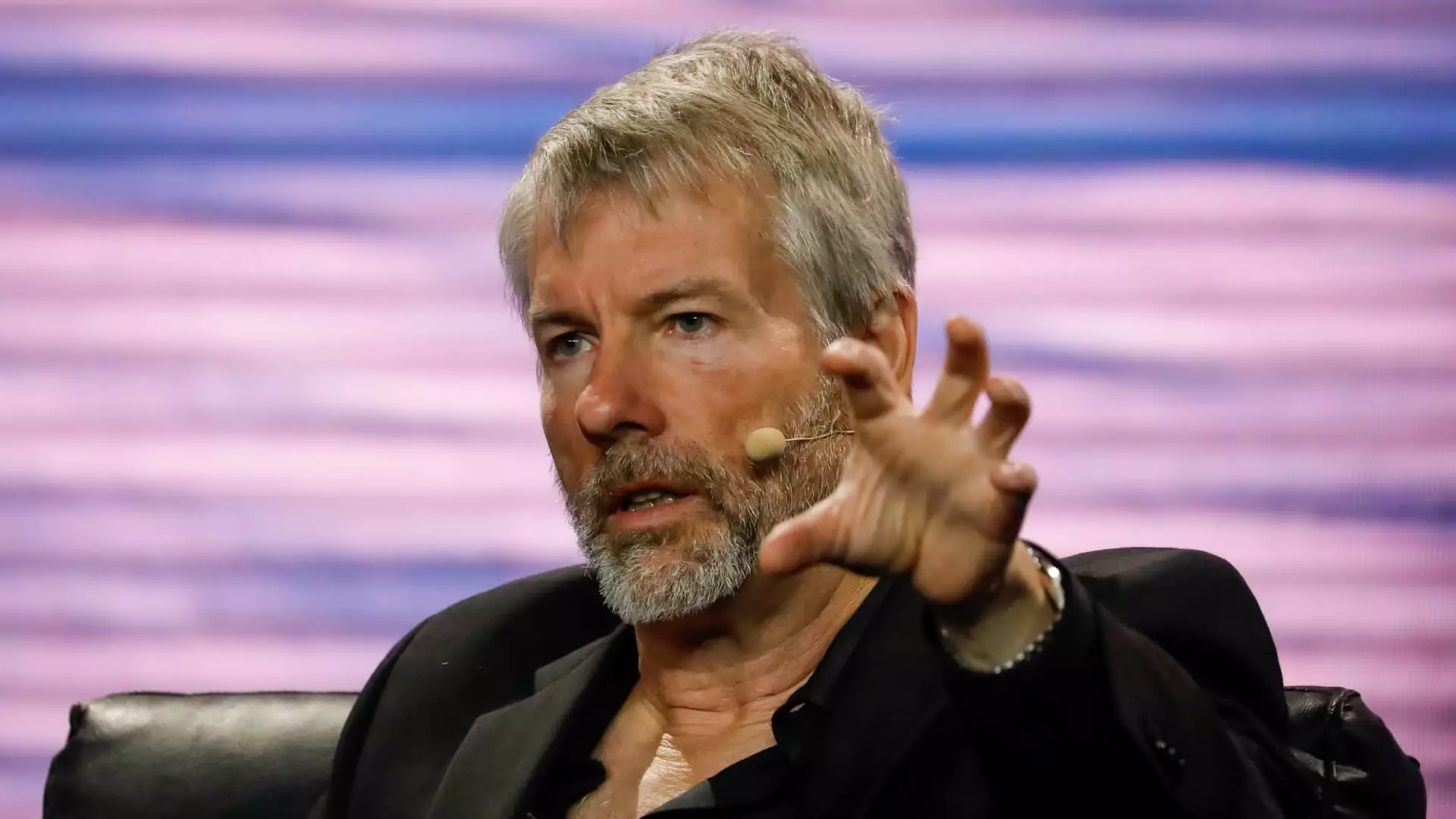 MicroStrategy Shares Pop as Michael Saylor Signals Another Bitcoin Purchase