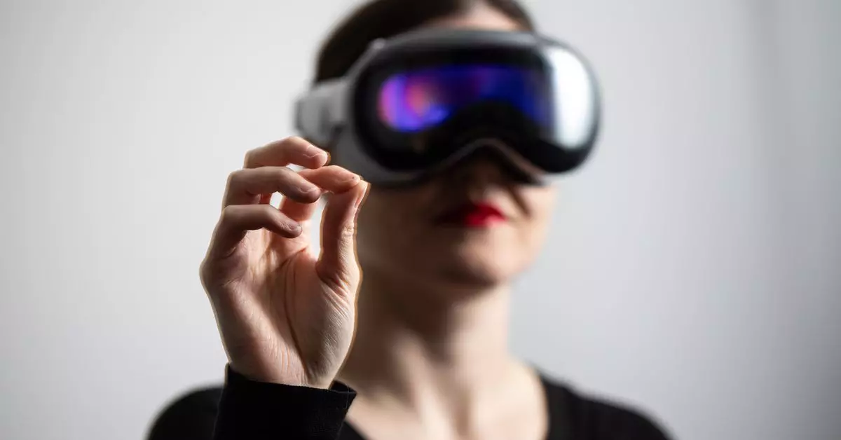 Apple Cutting Vision Pro Headset Shipments Forecast Due to Cooling Demand
