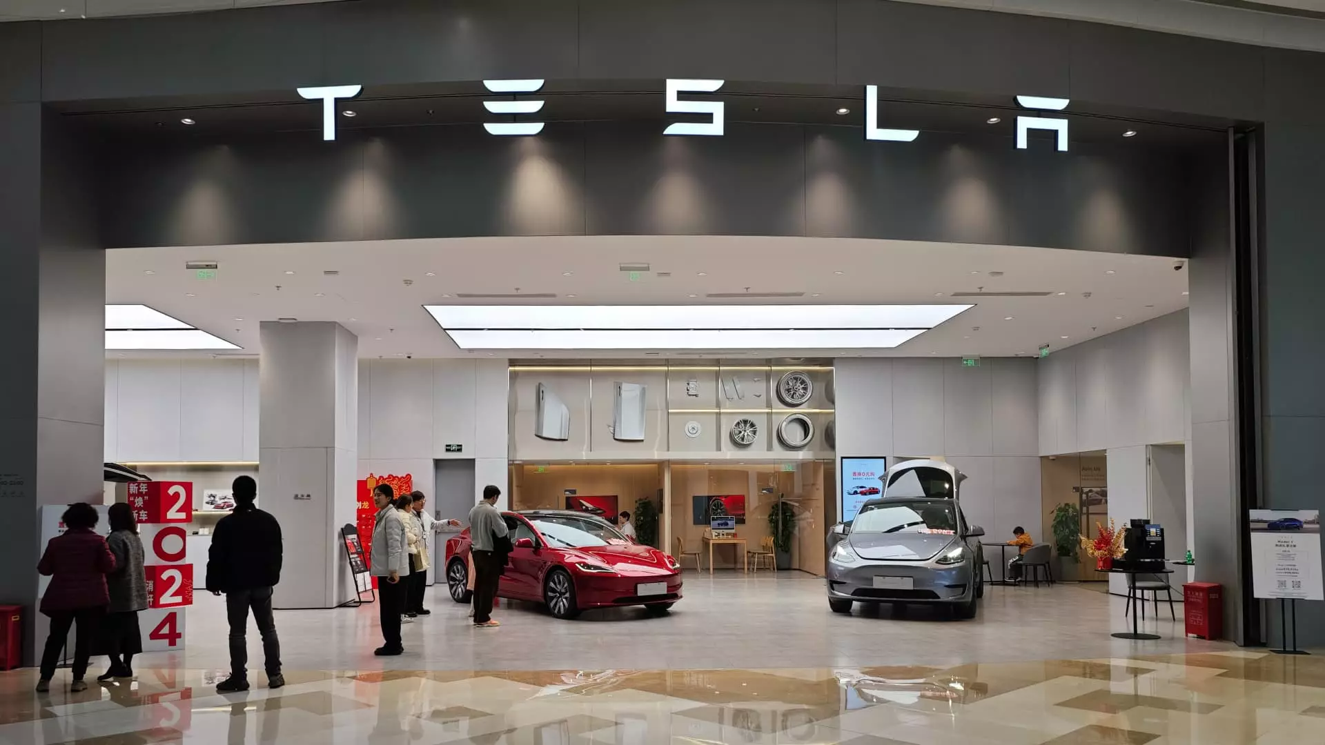 Breaking Down Tesla’s Full Self Driving Advances in China