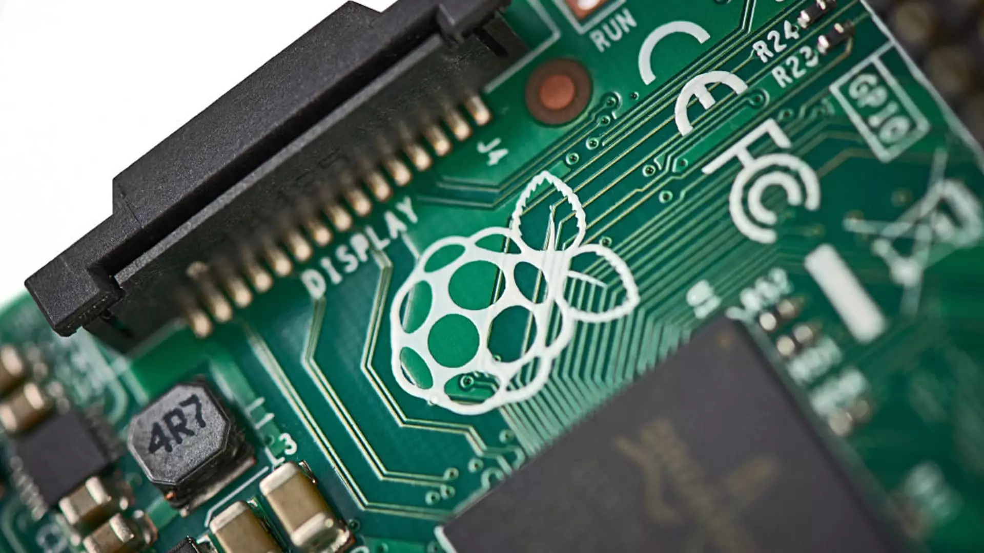 Raspberry Pi Navigates IPO for Funding Growth