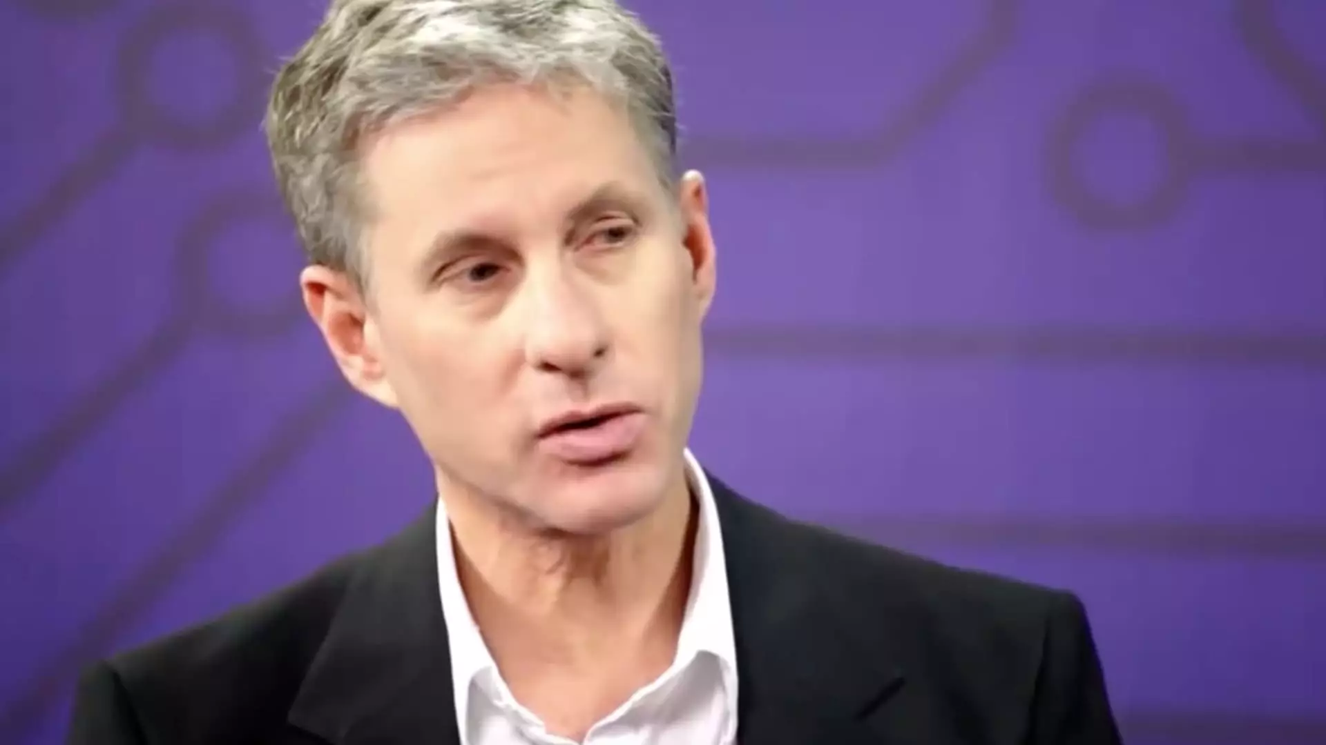 The Influence of Crypto Wealth on Political Dynamics: Chris Larsen’s Contributions