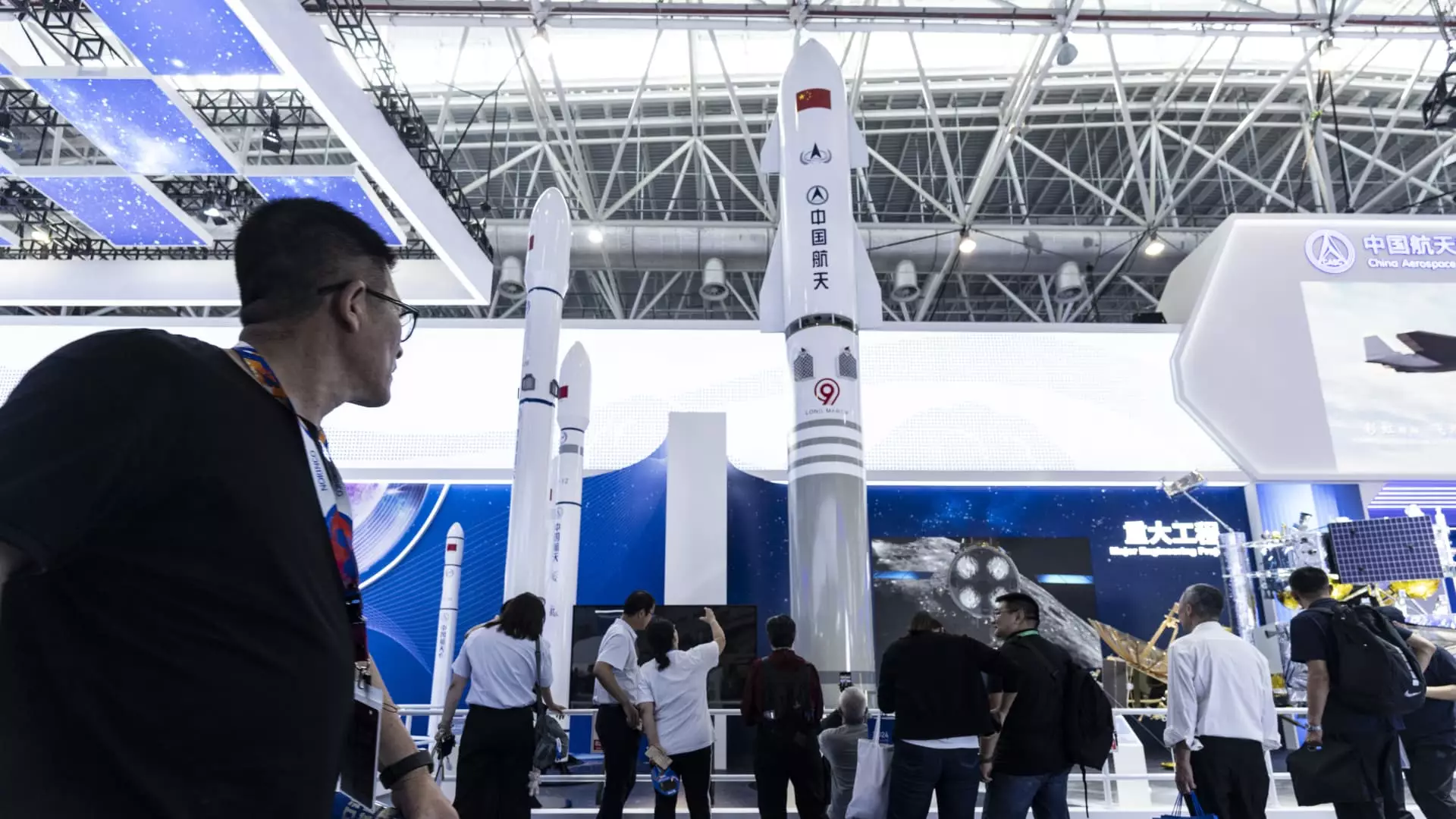 The Race for the Skies: China’s Ambitious Challenge to SpaceX’s Starlink