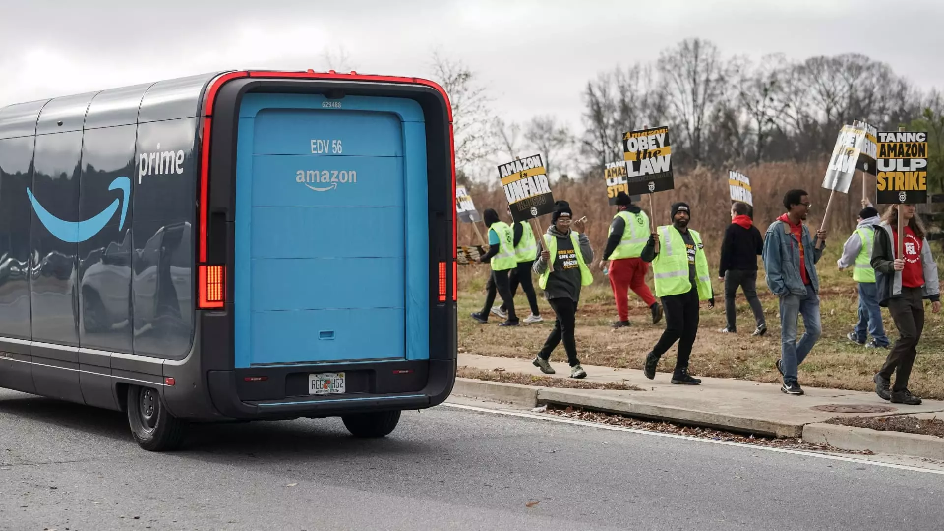 Amazon Strikes: Workers Demand Change Amid Holiday Rush