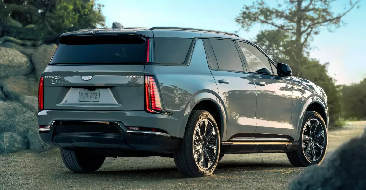 Unleashing Space: The Impressive Cadillace Escalade IQL Revolutionizes Luxury Electric SUVs