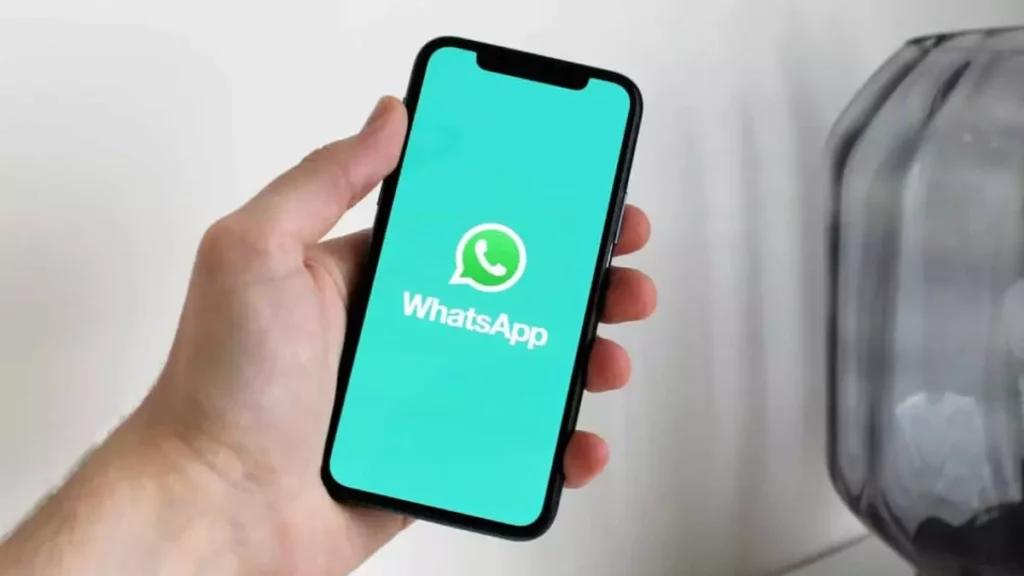 5 Transformative Ways WhatsApp’s Sticker Reactions Will Revolutionize Your Messaging Experience