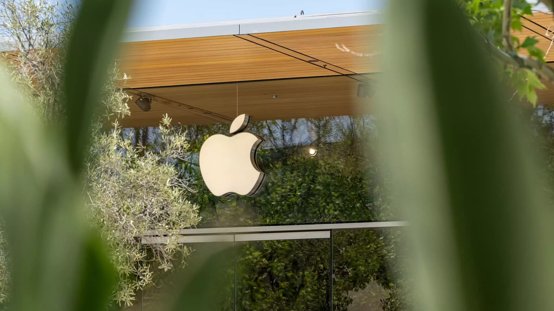 Power Play: Apple vs. Epic Games and the Battle for App Store Autonomy