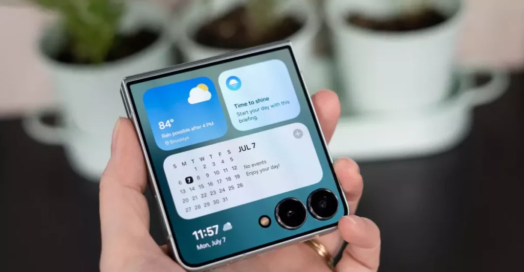 The Hidden Peril of Foldable Phones: Dust Will Be Their Downfall in 2025